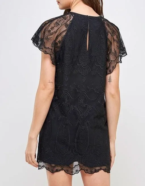 Black // Gina Scallop Lace Shift Dress