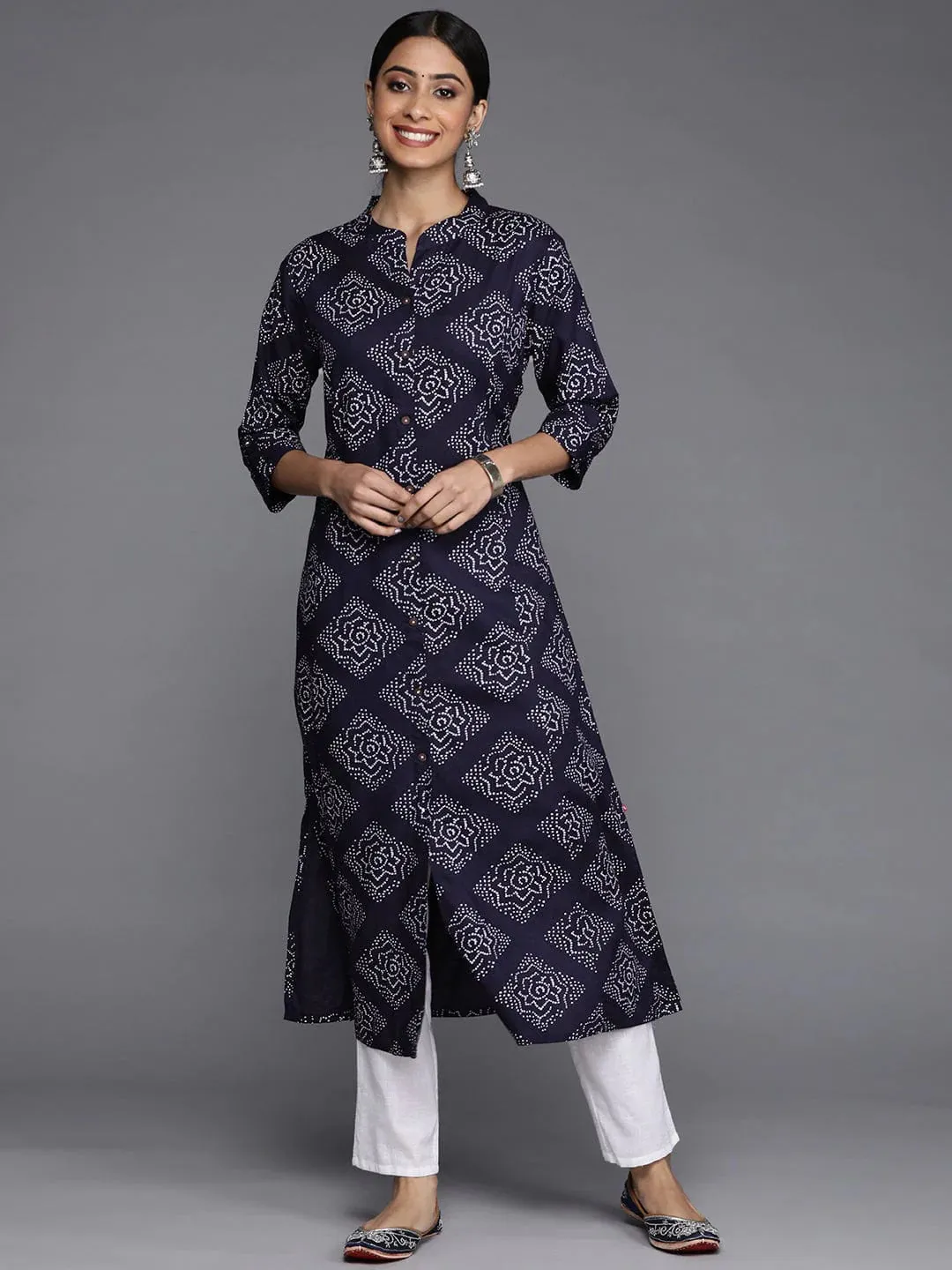 Blue & White Viscose Rayon Straight cut Ethnic Motif Printed Kurta